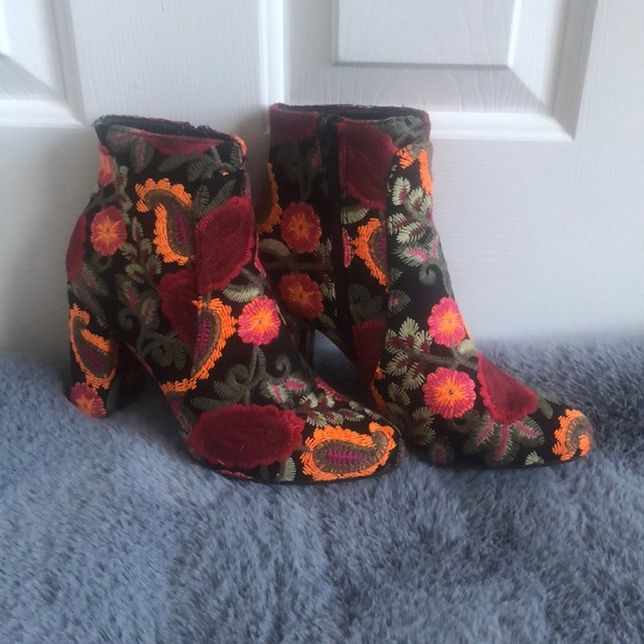 MIA Shoes - MIA Embroidered booties